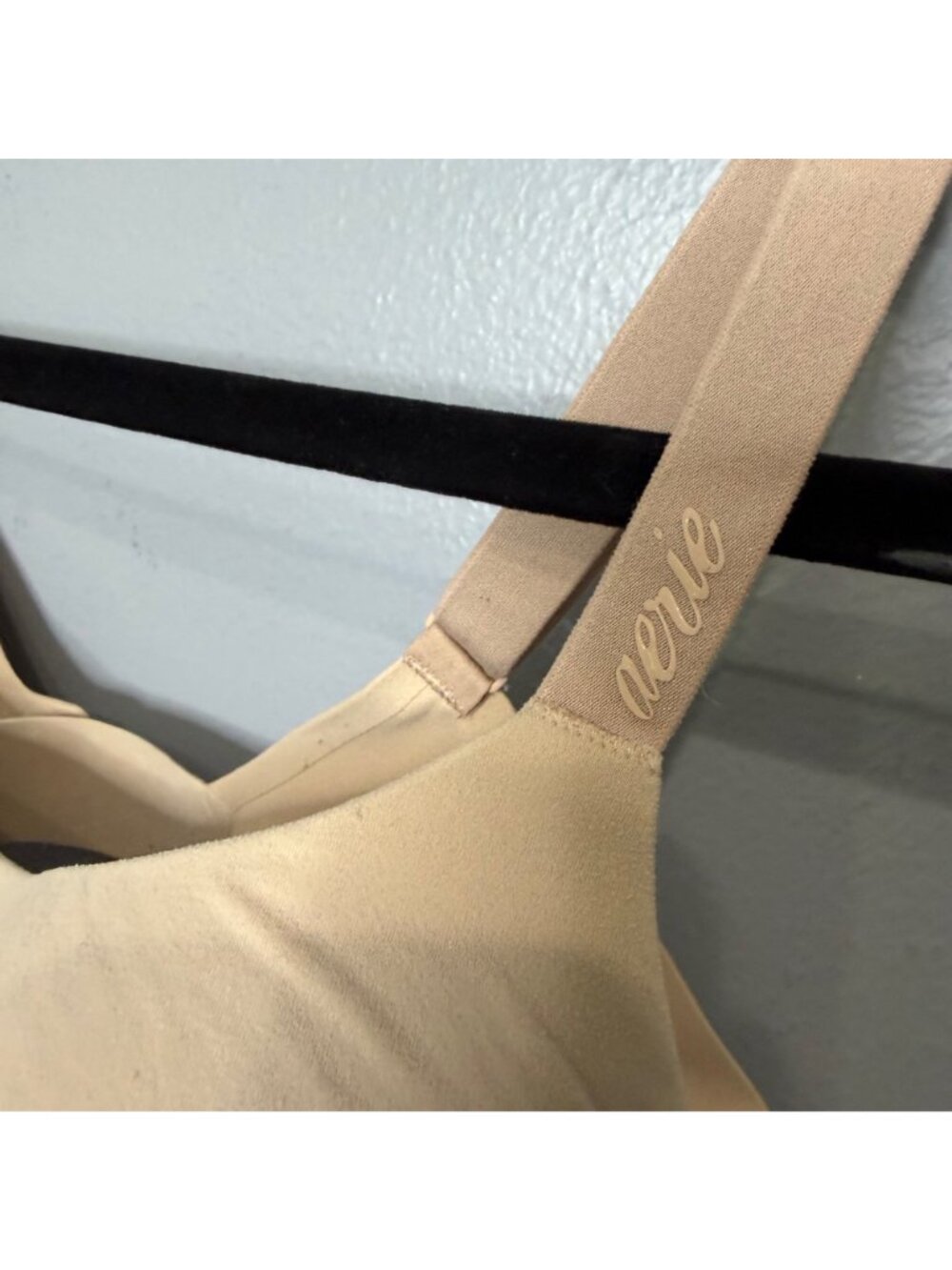 SMOOTHEZ BY AERIE molded nude wireless bra size L - Picture 2 of 6